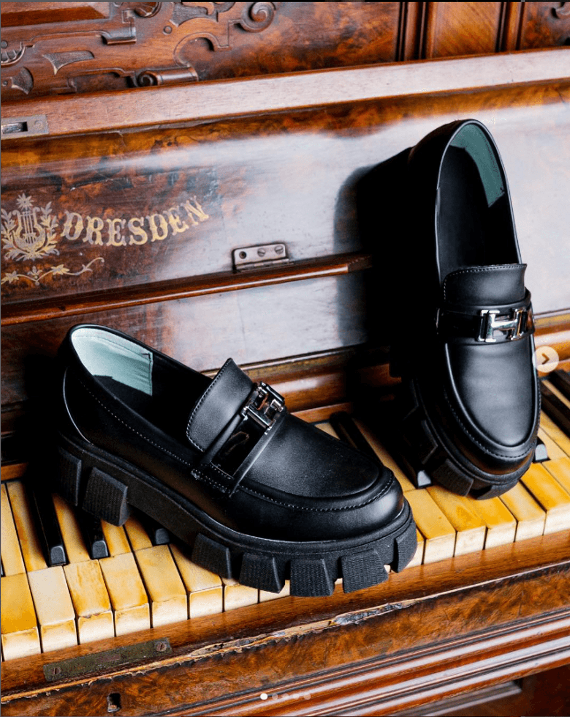 Mocasin Negro H